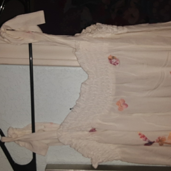 Embroidered floral top womens, signature studio. - Picture 5 of 9